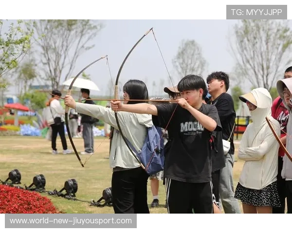 上万跑者竞速湖北孝感领略“孝爱之城”甜蜜引力