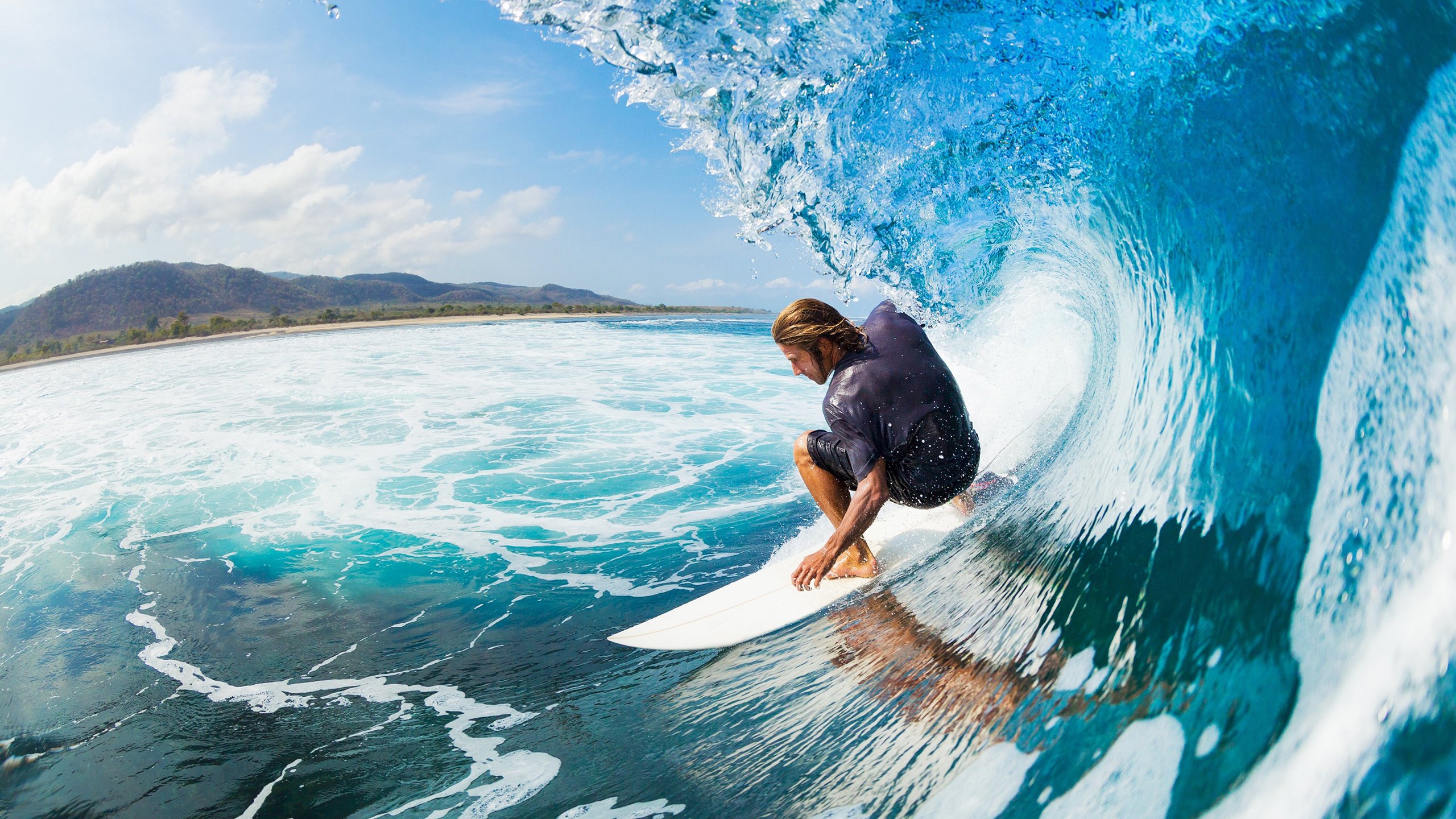 中超-瓦科建功泽卡头球破门 泰山2-1胜十人津门虎，中超瓦卡索